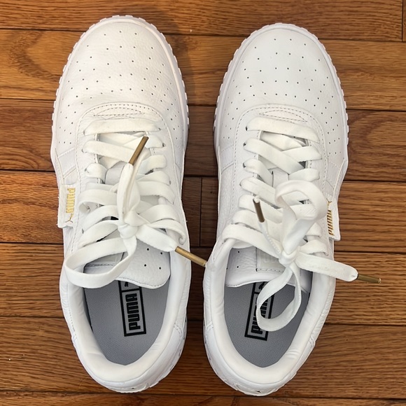 WHITE PUMA WOMEN’S CALI SNEAKERS - Picture 4 of 5